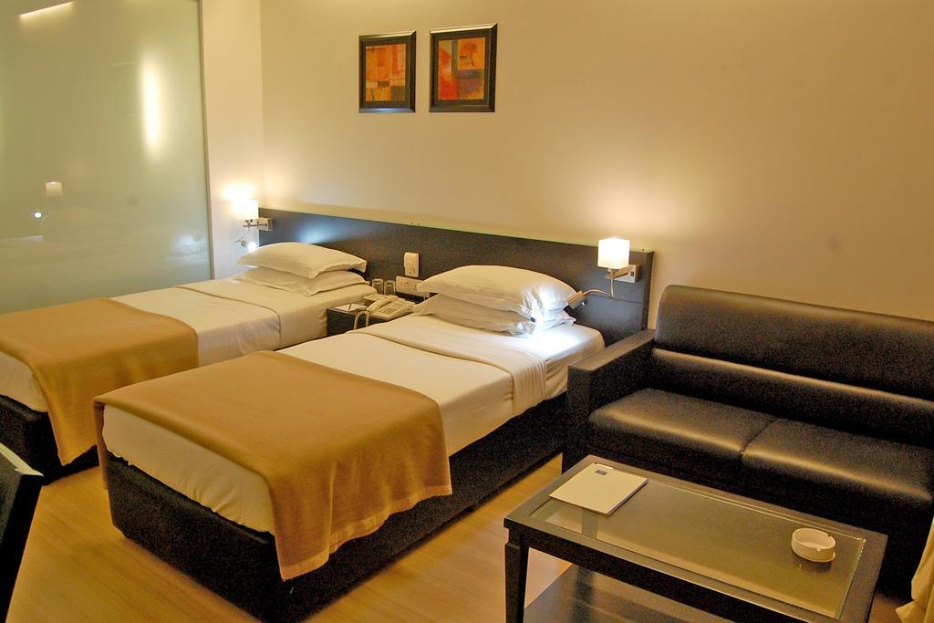 Comfort Inn Sunset Ahmedabad Eksteriør bilde